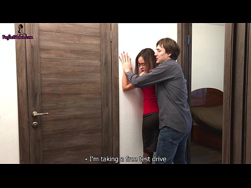 ❤️ Seksikas kinnisvaramaakler tõmbab sensuaalselt oma tussu välja ja keppib korterit müües - Krempai ❤❌ Super porno at us ❌❤