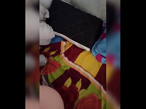 ❤️ Minu toakaaslane jääb üksi koju, sest tema abikaasa läheb puhkusele ja ma kasutan võimalust teda nussida ja täita tema perse piimaga ❤❌ Super porno at us ❌❤